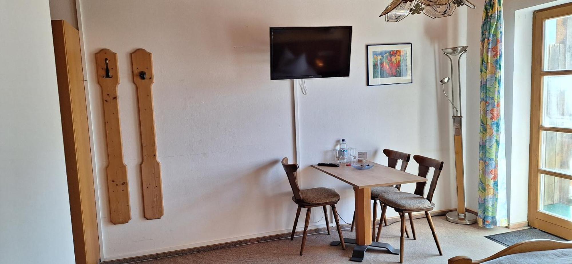 Waldgasthof - Hotel Schiederhof Wiesenfelden Rum bild
