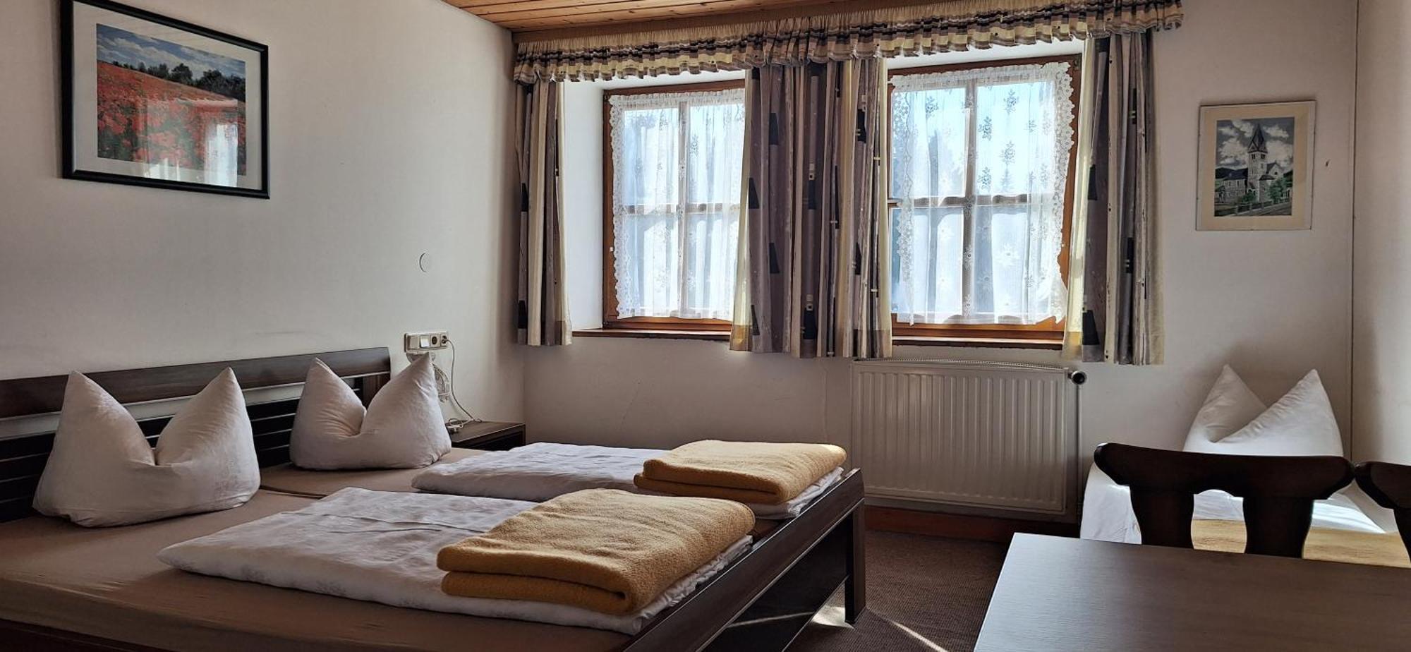 Waldgasthof - Hotel Schiederhof Wiesenfelden Rum bild