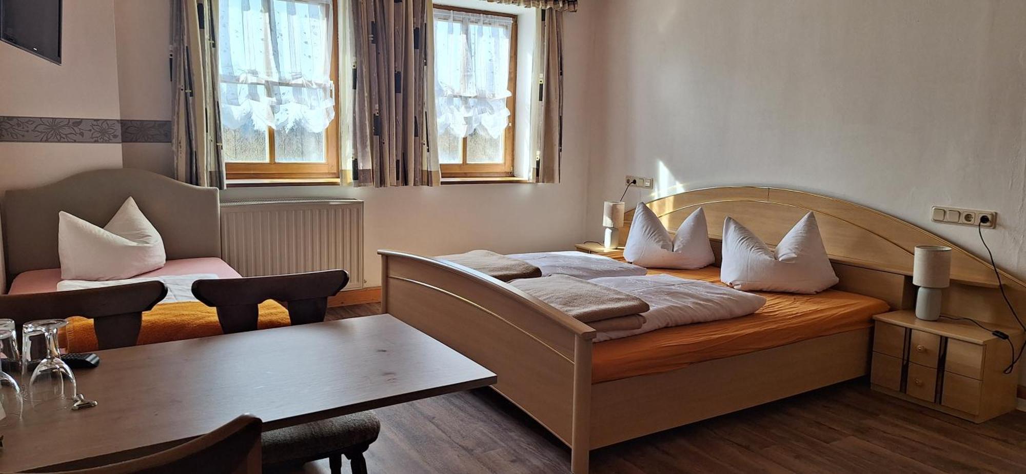 Waldgasthof - Hotel Schiederhof Wiesenfelden Rum bild